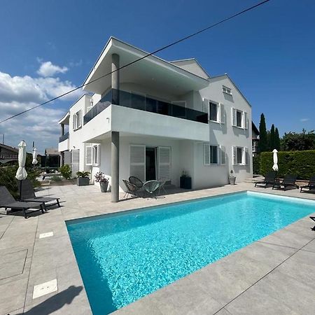 Haus Dalmatia With Heated Pool Lägenhet Bibinje Exteriör bild