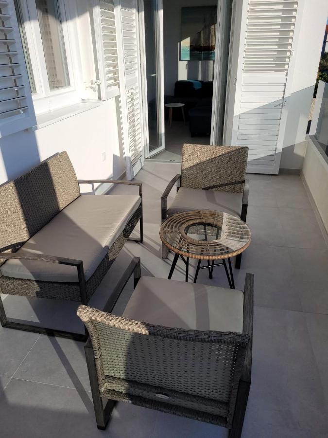 Haus Dalmatia With Heated Pool Lägenhet Bibinje Exteriör bild