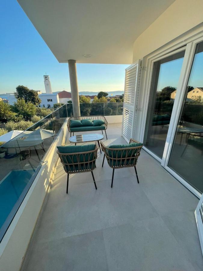 Haus Dalmatia With Heated Pool Lägenhet Bibinje Exteriör bild