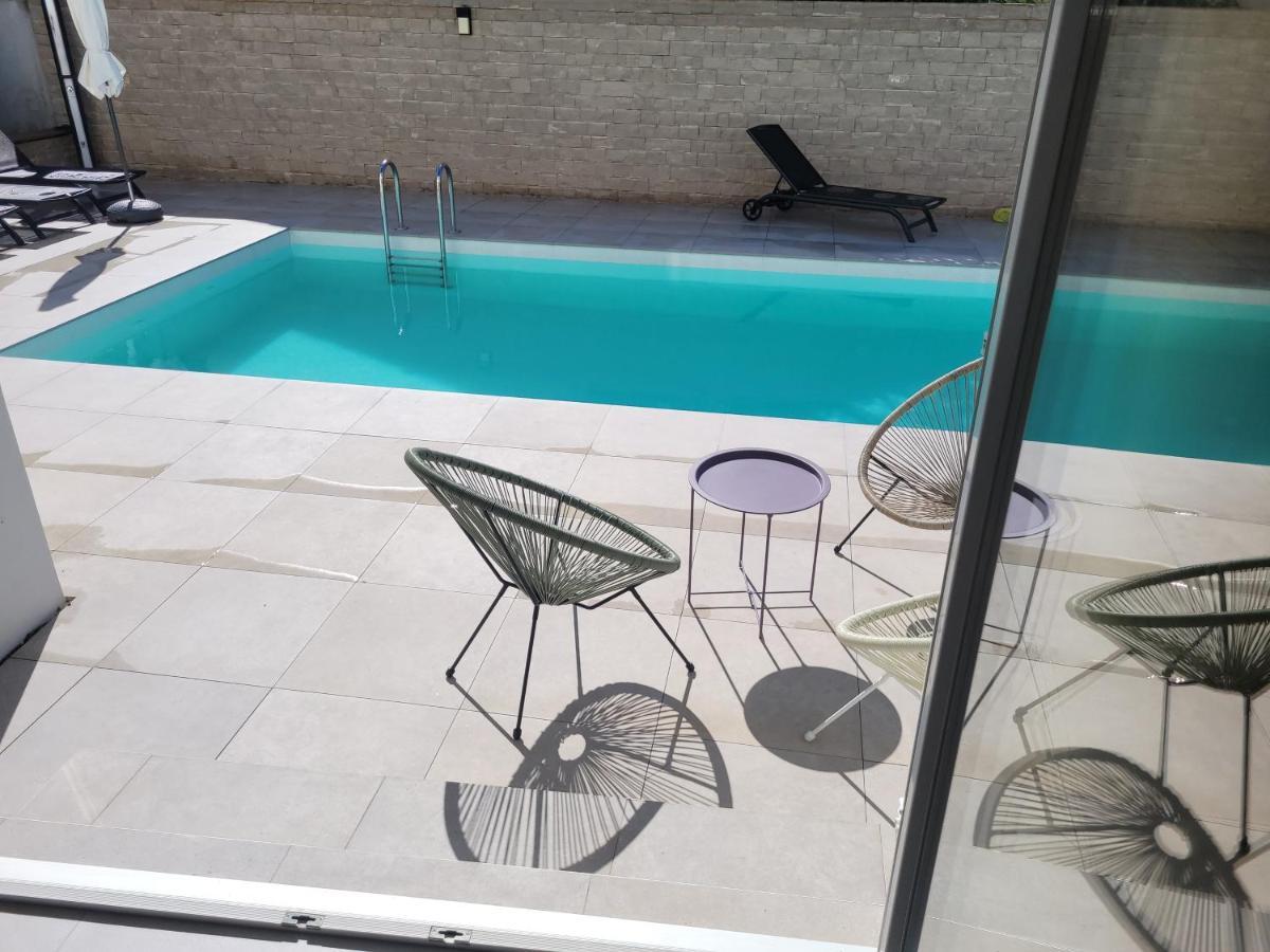Haus Dalmatia With Heated Pool Lägenhet Bibinje Exteriör bild