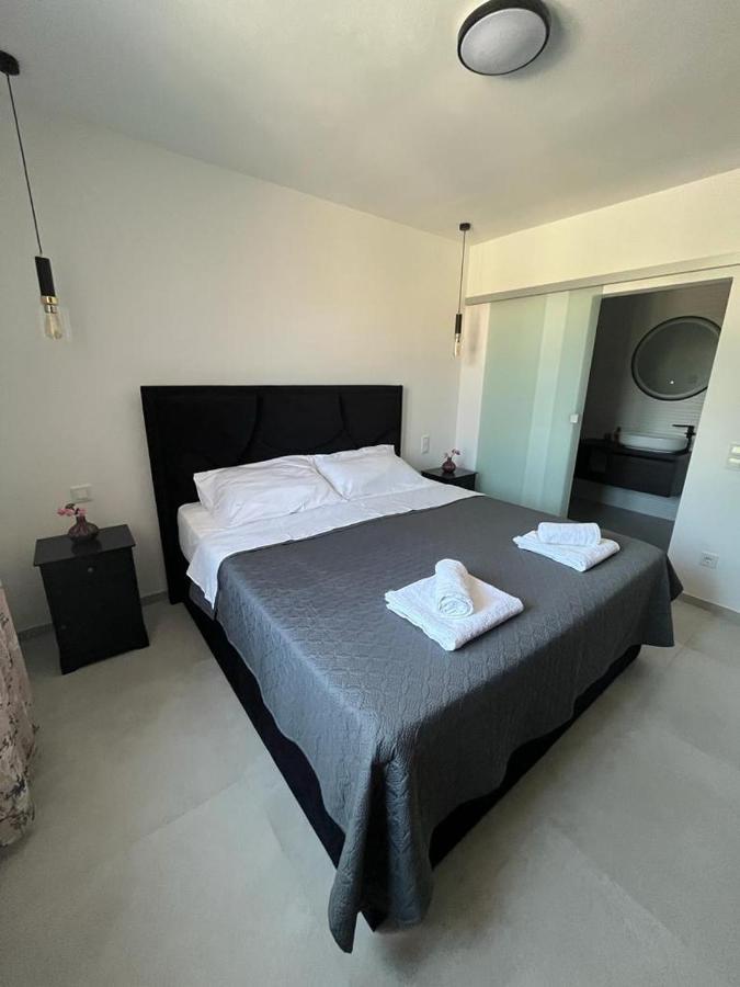 Haus Dalmatia With Heated Pool Lägenhet Bibinje Exteriör bild