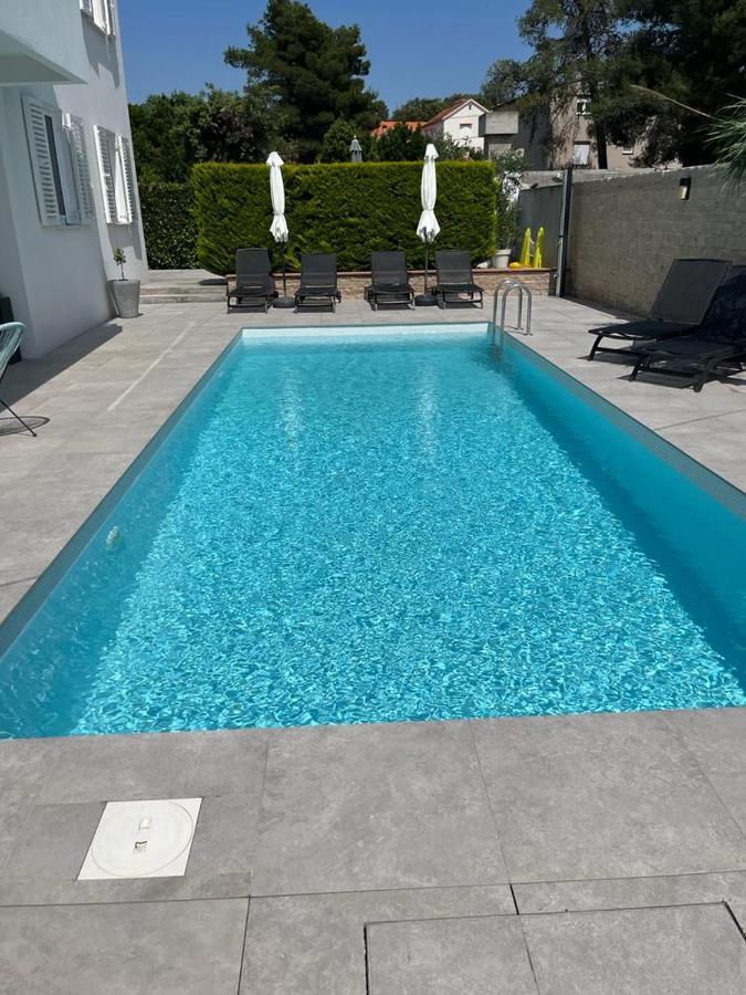 Haus Dalmatia With Heated Pool Lägenhet Bibinje Exteriör bild